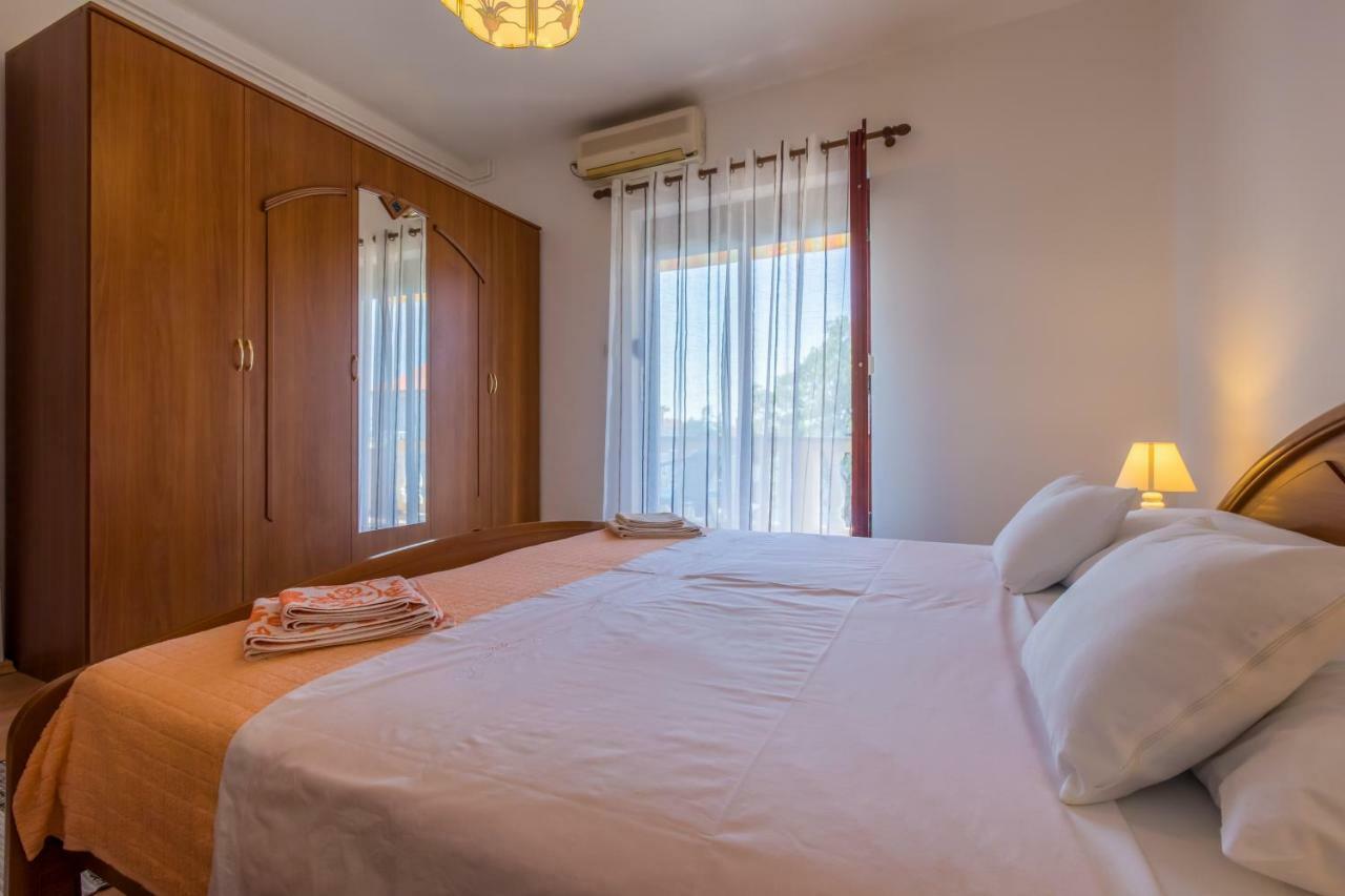 Apartman Laura 塞尔瑟 外观 照片